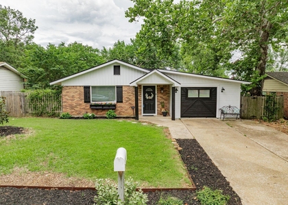 2532 Steven Drive - Photo 1