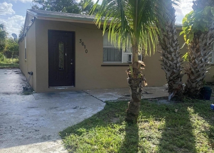 3610 Avenue F Avenue - Photo 1