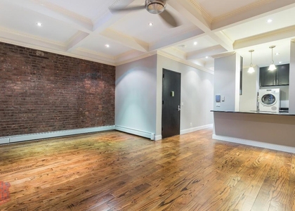 west 123rd st - Photo 1