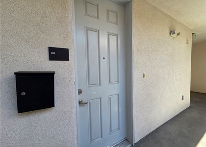 1836 Sichel Street - Photo 1