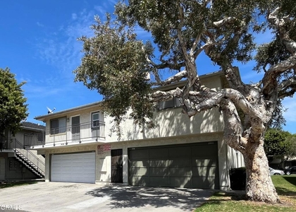 2637 Yardarm Avenue - Photo 1