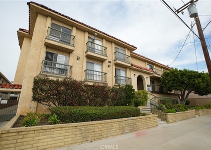 4015 W 137th Street - Photo 1