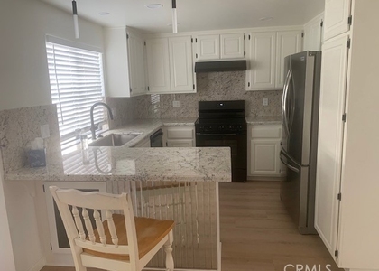 11300 Foothill - Photo 1