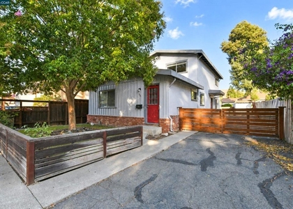 3121 Alhambra Ave - Photo 1