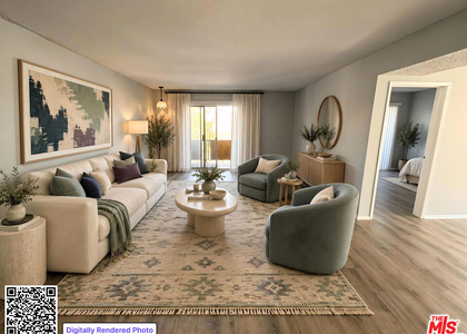 1541 N Laurel Avenue - Photo 1