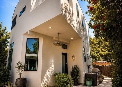 7443 Midfield Ave Avenue - Photo 1