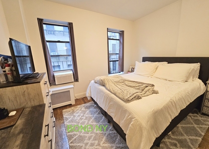East 89th Street - Photo 1