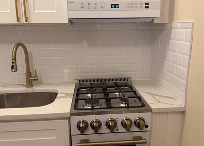 99-45 67 Road - Photo 1