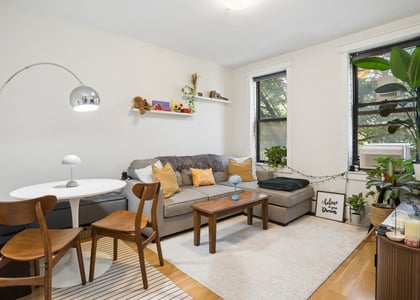 342 W 21st Street - Photo 1