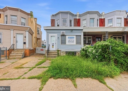 227 Lindley Avenue - Photo 1