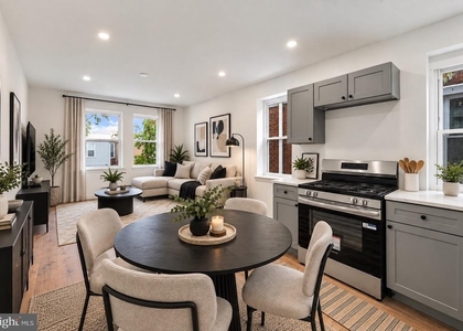 5812 Hadfield Street - Photo 1