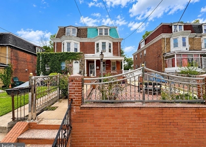 912 Ridge Avenue - Photo 1