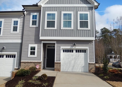 817 Oak Center Drive - Photo 1