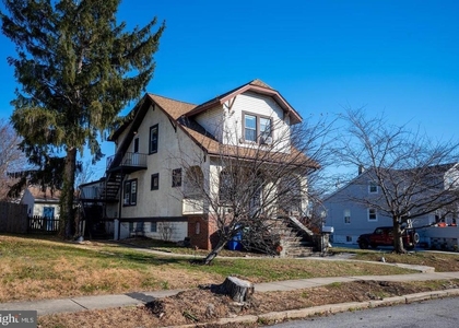 2826 Inglewood Avenue - Photo 1