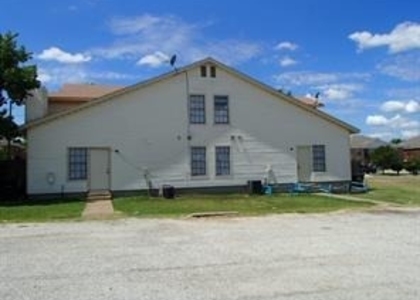 2205 Katy Ln - Photo 1