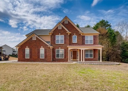 520 Midhurst Place - Photo 1