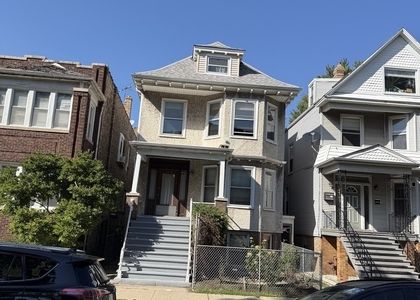 2448 W Gunnison Street - Photo 1