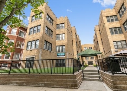 7626 N Eastlake Terrace - Photo 1