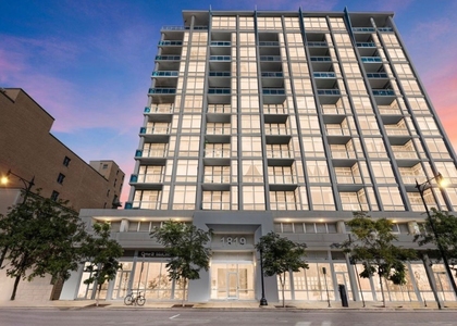 1819 S Michigan Avenue - Photo 1