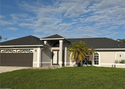 3933 Sw 25th Place - Photo 1