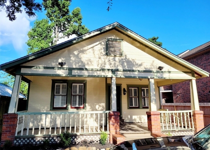 1329 Alexander Street - Photo 1