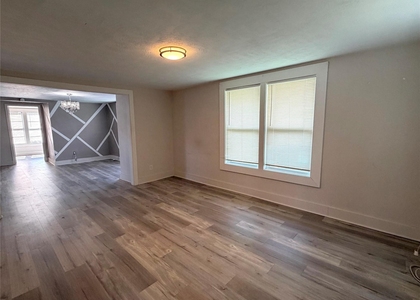 1126 1/2 Ryon Street - Photo 1