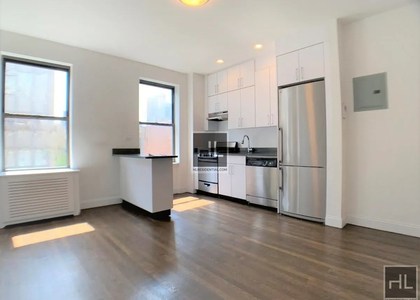 West 12 Street - Photo 1
