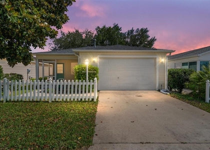 8221 Se 169th Palownia Loop - Photo 1