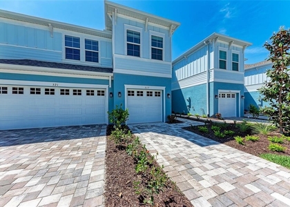 317 Via Tuscany Avenue - Photo 1