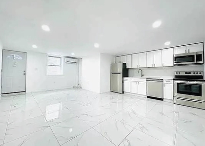 West 15th Street - Photo 1