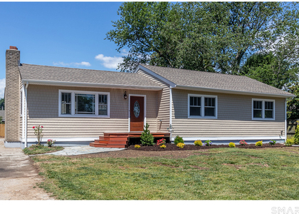 135 York Street - Photo 1