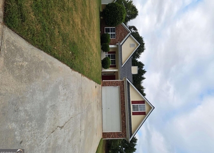 35 Montgomery Court - Photo 1