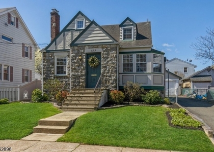 123 New St - Photo 1