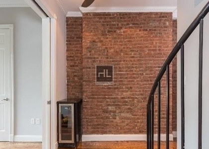 East 106th Street - Photo 1
