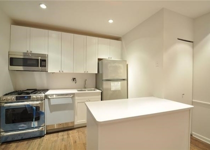 East 70th Street - Photo 1