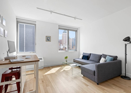 West 54th Street - Photo 1