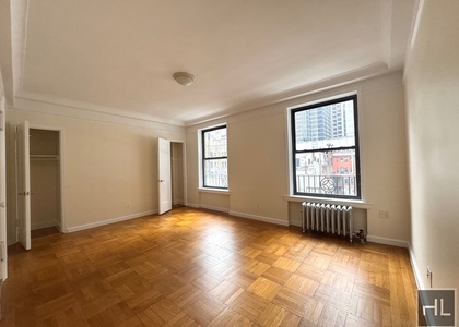 West 55th Street - Photo 1