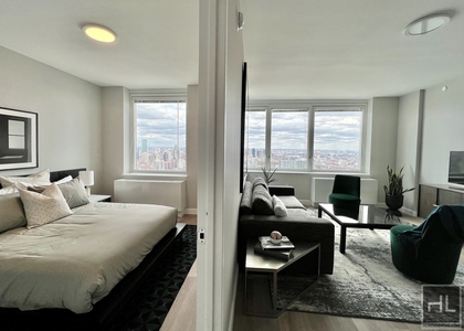 Center Boulevard - Photo 1
