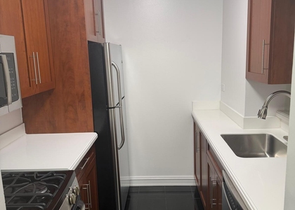 East 71st Street - Photo 1