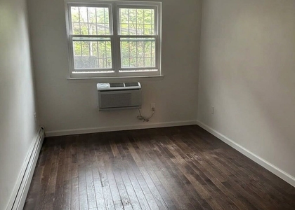 87-7 Elmhurst Avenue, Elmhurst - Photo 1