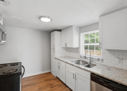 1214 Jones Street - Photo 1
