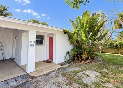 5806 N Flagler Drive - Photo 1
