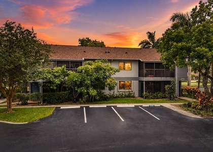 2753 S Oakland Forest Drive - Photo 1