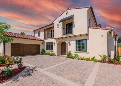 2119 Holly - Photo 1