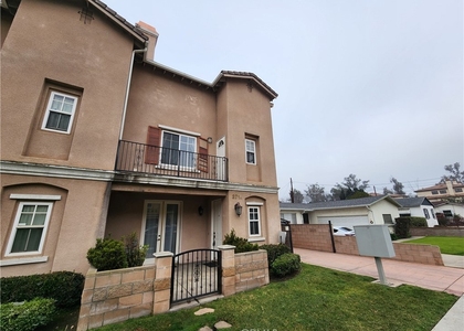 271 S Arroyo Drive - Photo 1