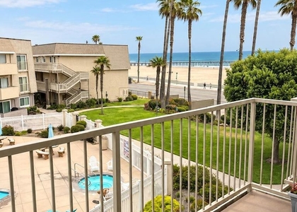 291 E Surfside Drive - Photo 1