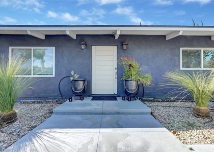 7833 Bothwell - Photo 1