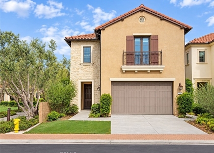 215 Piazza - Photo 1