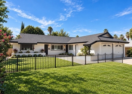 11252 Bellaire Street - Photo 1