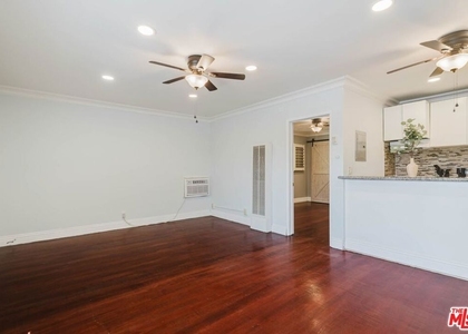9031 Phyllis Avenue - Photo 1